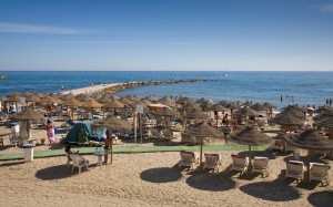 Marbella_Beach,_Costa_Del_Sol