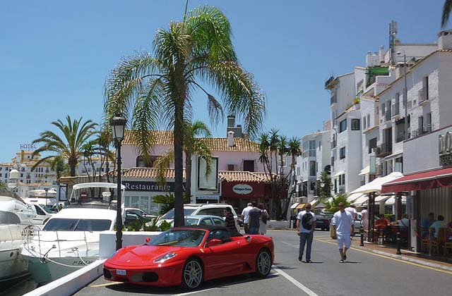 Puerto-Banus-near-Costa-Natura