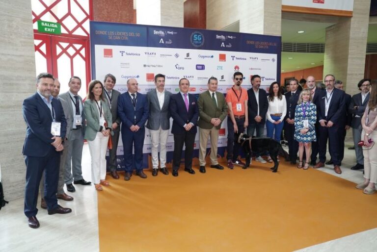The present and future of mobile technology, protagonists at the start of the 5G Forum in Seville